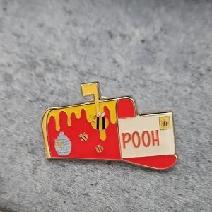 Loungefly Pooh Mailbox Pin